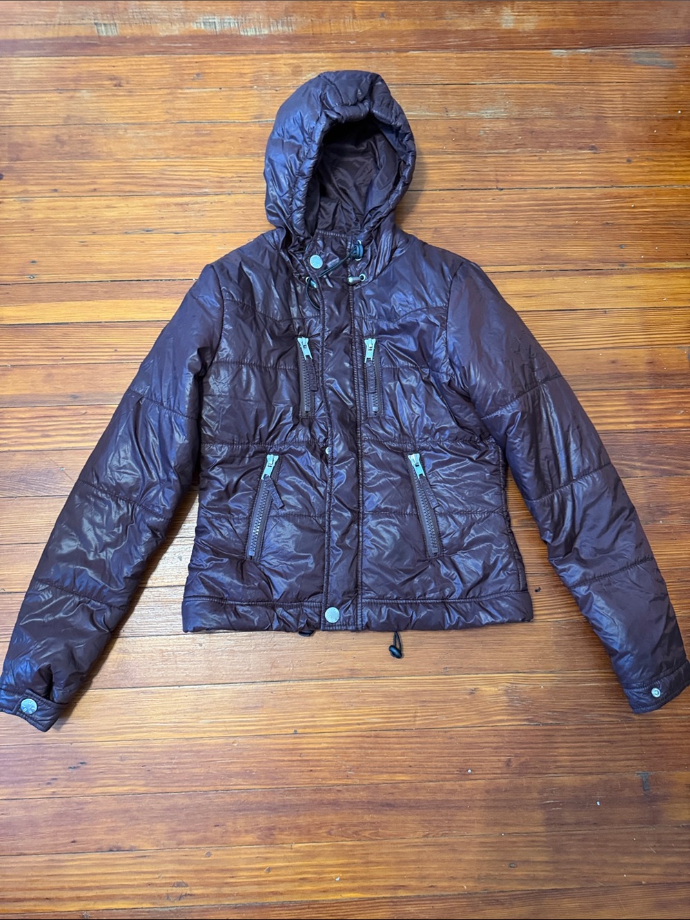 True Religion Quilted Hooded Puffer Jacket in Burgundy Size Small